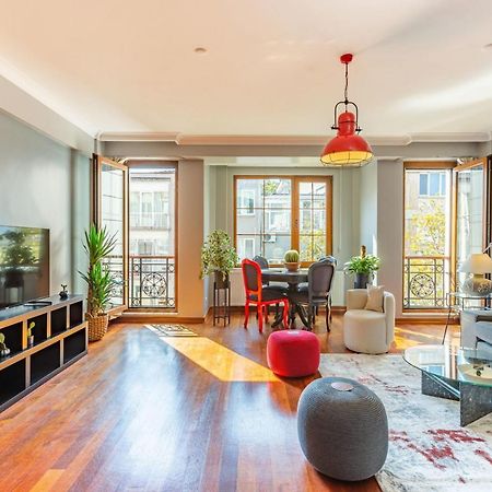 شقة Outstanding Flat With Calming View Nisantasi اسطنبول المظهر الخارجي الصورة